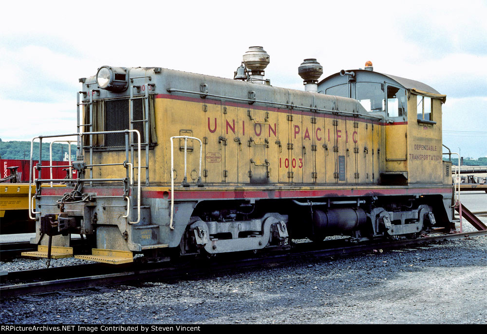 Union Pacific NW2 #1003